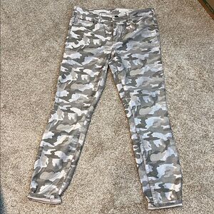 Pilcro Letterpress Gray and White Camo Patterned High-Rise Skinny Pants SZ  29